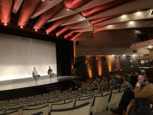 Sébastien Pilote a offert une foire aux questions après la représentation de son film Maria Chapdelaine au Ciné-Club de Jonquière. Photo : Nicolas Lacasse