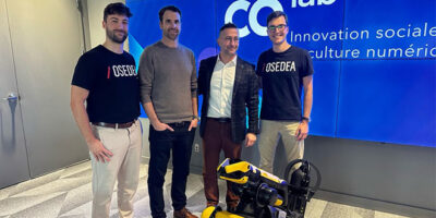 L’équipe Osedea était de passage au COlab d’Alma pour présenter le chien-robot Spot à des entrepreneurs de la région. Photo : Kevin Duquette-Goulet