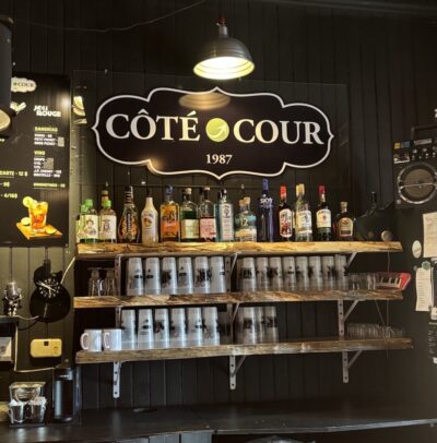 côté-cour
