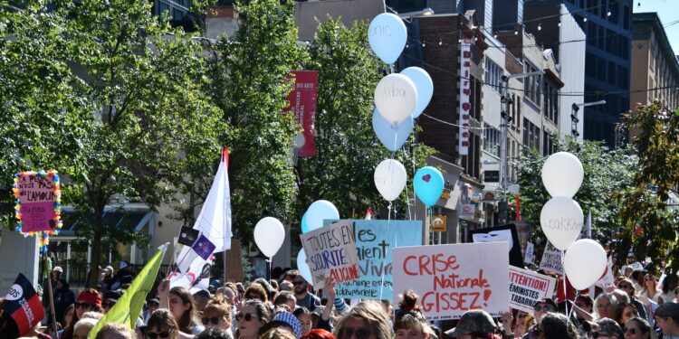 Marche contre le féminicide